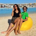 Sherif Ramzy Instagram - Summer mode: activated. 🏝🌊☀️💛