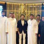 Sherif Ramzy Instagram - شكراً جزيلاً لشركة صول أرت پروداكشنز للإعلام المرئي و المسموع علي هذا التكريم الجميل و شكراً للشيخ محمد شمسي و الشيخ محمد القحطاني و خالد شمسي و لجميع الحضور السيد مهند و السيد روبير و السيد ماجد و جميع السادة الحاضرين سعدت جداً بهذا التكريم علي أراضي المملكة العربية السعودية و إن شاء الله يكون هناك أعمال فنية كثيرة بيننا في المستقبل القريب جداً @solart_sa @solartproduction