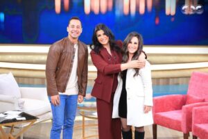 Sherry Adel Instagram - مع حبيبة قلبي 
@monaelshazly.official 
❤️❤️❤️❤️❤️❤️
الخميس الساعة ٩ مساءا علي 
@cbcegypt ❤️ @watchit ❤️