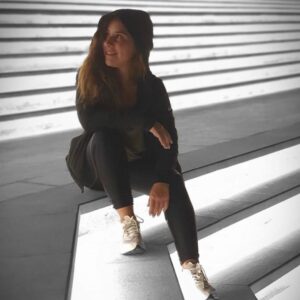 Sherry Adel Instagram - #steps #lights #fitness 💪