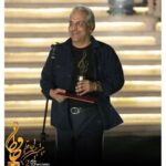 Shila Khodadad Instagram - امسال در جشن حافظ سریال هیولا با دریافت تندیس بهترین کارگردان بهترین فیلمنامه بهترین بازیگر زن و بهترین سریال رکورددار بود،تبریک و خسته نباشید به همه عوامل سریال هیولا 👏🏻👏🏻👏🏻برای خود من به شخصه بسیار کار دلچسبی بود ، در این ۲۲ سال که مشغول کار بازیگری بودم تا بحال کاری رو تجربه نکرده بودم که استرس و تنش نداشته باشه ولی هیولا تجربه خاصی بود. بدون سرو صدا بدون دعوا بدون بداخلاقی و همه لبخند❤️❤️❤️..تبریک به مهران مدیری عزیز شبنم مقدمی عزیزم پیمان قاسمخانی و امیربرادران و اقای مصطفی احمدی عزیز🌹