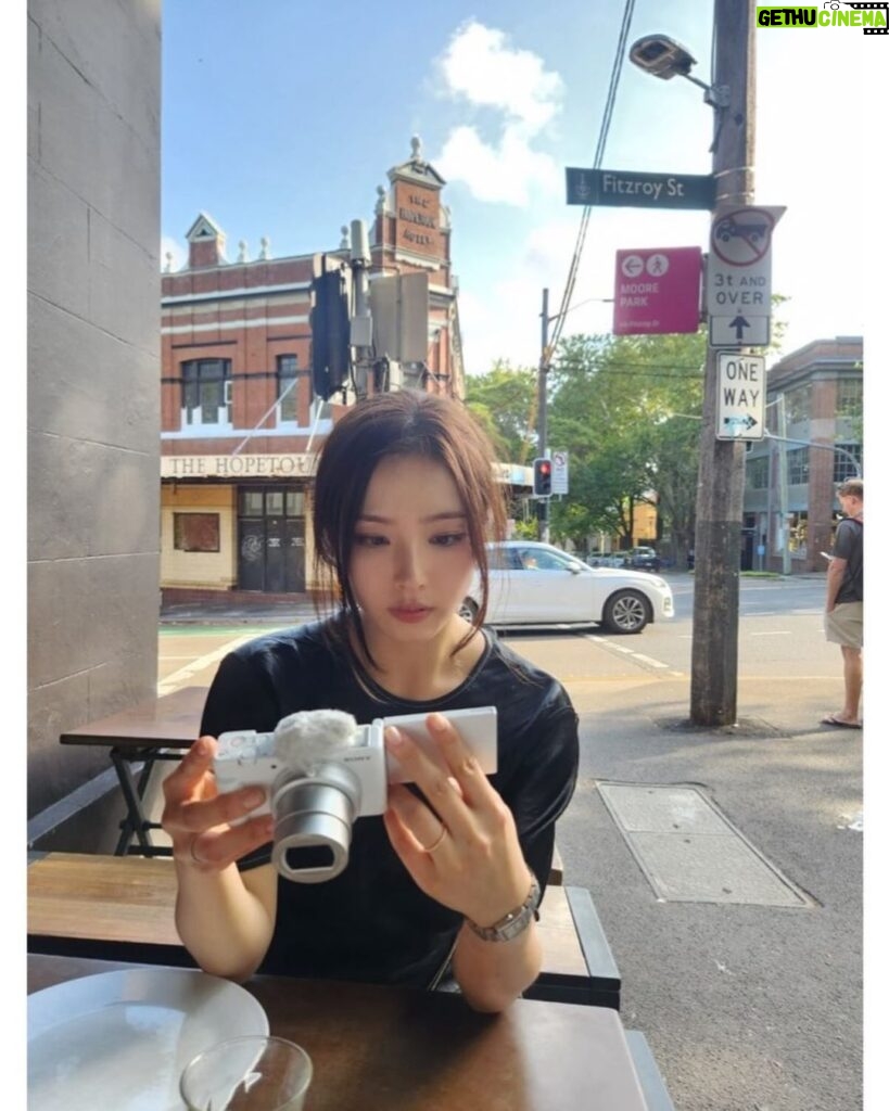Shin Se-kyung Instagram - 🩵✨메리 크리스마스✨🩵 Australia