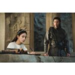 Shin Se-kyung Instagram - 9시 20분에 만나요📿🗡️🪞 #아라문의검