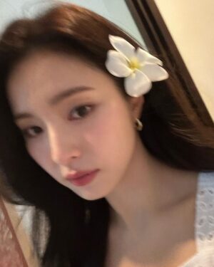 Shin Se-kyung Thumbnail - 1.1 Million Likes - Most Liked Instagram Photos