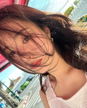 Shin Se-kyung Thumbnail - 1.1 Million Likes - Most Liked Instagram Photos