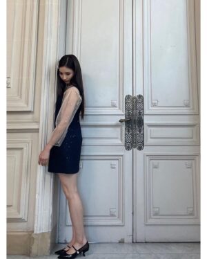 Shin Se-kyung Thumbnail - 310.3K Likes - Most Liked Instagram Photos