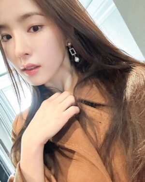 Shin Se-kyung Thumbnail - 312.2K Likes - Most Liked Instagram Photos