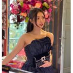 Shin Se-kyung Instagram - @rogervivier @gherardofelloni 🌸✨ #VivierOptical