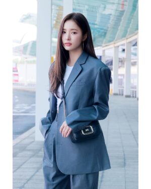 Shin Se-kyung Thumbnail - 238.1K Likes - Most Liked Instagram Photos