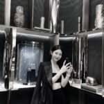 Shin Ye-eun Instagram - #광고 @graff 영국의 하이주얼리 브랜드💎#그라프 아름다운 날갯짓과 자유로움을 표현 한 버터플라이 컬렉션은 행운을 불러다준데요🦋! 그라프 신세계 강남 살롱에서 만나요!