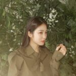 Shin Ye-eun Instagram - 가을이다🍂🌳 @prada #PradaArque #PradaFW23 #ad