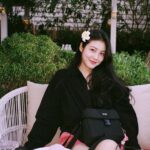 Shin Ye-eun Instagram - allure coming soon🤍💚