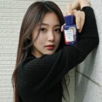 Shin Ye-eun Instagram - 🩵영롱하다..✨ @acquadiparma #ad #아쿠아디파르마 #아란치아스푸냐뚜라 #블루메디떼라네오 #AcquadiParma #AranciaLaSpugnatura #BluMediterraneo
