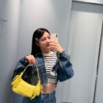 Shin Ye-eun Instagram - 💛💙 @MiuMiu #MiuMiu #MiuMiuMultiPocket