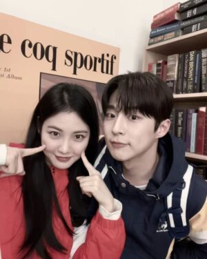 Shin Ye-eun Instagram - 올 여름 르꼭💙