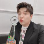 Shindong Instagram - #고마워 #1위 #뮤직뱅크 #슈퍼클랩 #신동 #슈퍼주니어