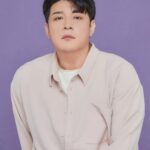 Shindong Instagram - 대박사건---!! 너무 잘나와서 민망해 ㅋㅋㅋㅋㅋㅋㅋ 만족만족!! 감사합니다.. 인생샷 나왔네유~ㅠㅠ #신동 #증명사진 #콜로르 #홍대증명사진 #컬러증명사진 #홍대스튜디오