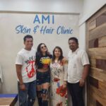 Shiny Doshi Instagram - Today at @amiskinhair Clinic, we decided to show our skin some love this Valentine's Day with the Hollywood Laser Peel recommended by Dr. Paridhi Talsera. @drparidhitalesra The results? Fresh, radiant skin! Highly recommend paying her a visit and trying it out for yourself. #skintreatment #valentineday (Skin care, carbon peel, cosmetic peel, laser peel,mumbai)