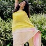 Shiva Jyothi Instagram - “The best protection any woman can have... is courage.” 💪 . . . . . Saree & blouse : @kvs_shopping ❤️ Pc @ganguly_manthri ❤️ Edit @thehashtag_photography ❤️ #newpost #insatgram #instagood #saree #pics #jyothakka #shivajyothi