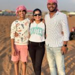 Shiva Jyothi Instagram - #desertsafaridubai ❤️ . . . . #Newpost #dubai🇦🇪 #vacation #family #trip #ganguly #shivajyothi #jyothakka