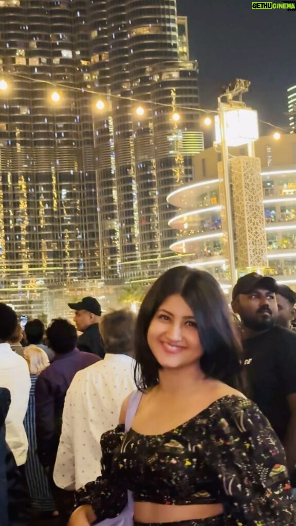 Shivani Sangita Instagram - Sparkly night at Burj Khalifa ❤️💫✨ Burj Khalifa,Dubai,U.A.E