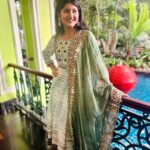 Shivani Sangita Instagram – Magics do happen, just keep believing in them 💕

PC -Nanima 🤭
Wearing @_twinkle_boutique_