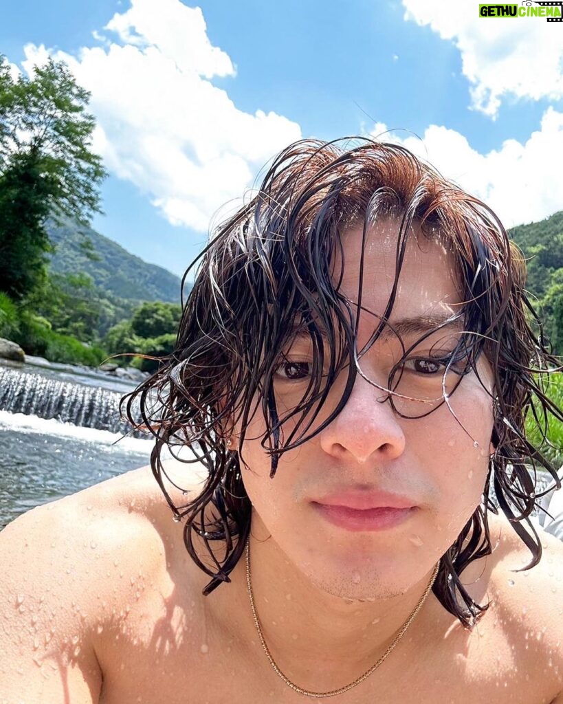 Sho Hirano Instagram - 日焼けの原因🌞 川なんてめっちゃ久しぶりにはいったよ笑 最高でした🫠 みんなも川とか海入る時気をつけてね！ 夏の思い出を肌に刻んだ平野でしたっ