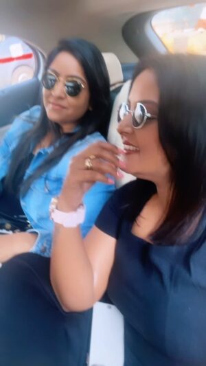 Shubhi Sharma Instagram - Good evening friends me  my cutie pie @anjana_singh_  #bhojpurisong #bhojpurireels