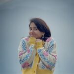 Shweta Tripathi Instagram - Kabhi cozy, Kabhi funnnnn 🥰🤪 It’s all about loving the mountains 🏔️🇳🇵 Pokhara, Nepal