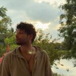 Siddhant Chaturvedi Instagram - Airdrop’s on