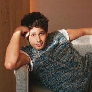 Siddhant Chaturvedi Instagram - Woke up on the couch…🙃
Happy new year!