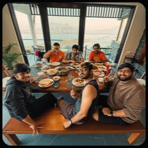 Siddhant Chaturvedi Instagram - Finally sab ko ek saath chutti mili! It had been a while! 
Thank you @saffronstays @koshavillas for your warm hospitality! Breezy, easy, good food and a beautiful view!
@nirmit.music Bro your house is a vibe and to make it happen so last minute! I owe you one! Also please my regards to Aunty! ❤️