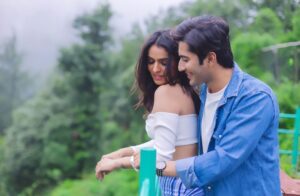Sidhika Sharma Instagram - Thankyou everyone for loving  Raj ❤️ Riya love story & for 
the outstanding response. 
All those who haven’t seen the song must watch #TereLayi is now out exclusively on @indiemusiclabel 

#IndieMusicLabel #NeetiMohan #AkshayKharodia #SidhikaSharma #WarnerMusicIndia

@naushadepositive @neetimohan18 @sidhikasharma @akshay_kharodia @musicwaala @ghuggss @jazz_ozz @udaysinghmohite @warnermusicindia @jaymehtagram