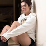 Sidhika Sharma Instagram - -all the feels 😉