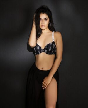 Sidhika Sharma Instagram - 🤩