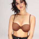 Sidhika Sharma Instagram - 🍫🍰