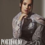 Sienna Belle Instagram - Nossa capa e entrevista de hoje é uma querida jovem atriz e cantora tão talentosa que nos enche de orgulho. Há oito anos acompanhamos a carreira de Sienna Belle e agora chegou a vez dela contar sua história com o mesmo bom humor e alegria de sempre. Amamos a Sienna Belle! • Venham conferir nossa adorável entrevista clicando no link da Bio e nos Stories. #RevistaPortfolio #AmadasdaPortfolio #RevistaPortfolioCapa #SiennaBelle #LuizAlbertoPortfolio 📸 Julianna Sabbatini