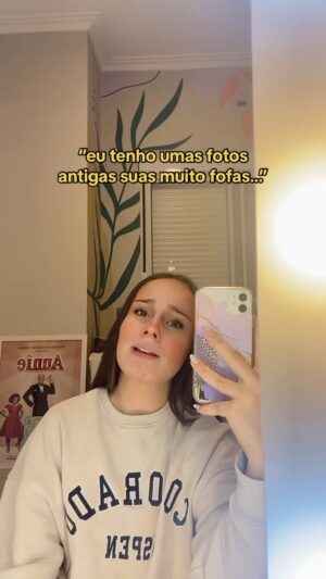 Sienna Belle Instagram - 🤭🥲🙈

#reels #explore #explorepage #explorar #dublagem #meme #cover #music