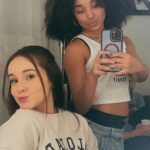 Sienna Belle Instagram – duas fofoqueiras