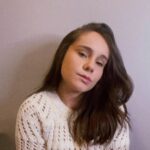 Sienna Belle Instagram - 🦁🌅🌟🥹 golden hour - @itsjvke cabelão, primeira tentativa… essa música é minha terapia <3 ✨🦋 querem playlist das minhas músicas do momento nos stories? :)