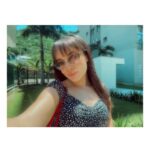 Sienna Belle Instagram - first days in rio. <3 🇧🇷✨💚💐🏖️ p.s. i’m filming a movie. 🤭🎬🍂👻🤫