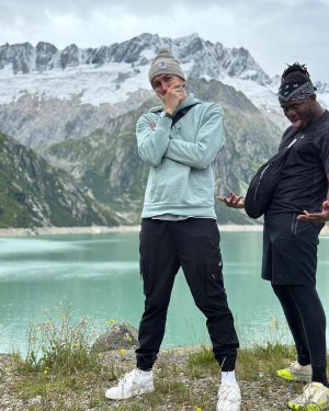 Simon Minter Instagram - Just wanted a nice photo in front of the lake.