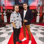 Simone Paciello Instagram - Questa sera su Italia 1 a Back To School torneró tra i banchi di scuola per rifare l’esame di quinta elementare. Come sarà andata? Inizio anticipatamente a chiede scusa a tutti i miei ex professori 🫶🏻❤️