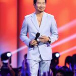 Simu Liu Instagram - it’s not every day that one gets to host the people’s choice awards. thank you to @nbcuniversal for putting your faith in me, and a special thank you to everyone at home who tuned in to watch! styled by @chloekeiko groomed by @mirachai Los Angeles, California