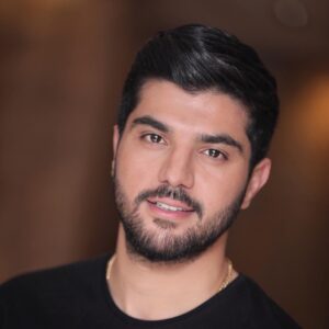 Sina Mehrad Instagram - الماس با تراش ، انسان با تلاش 
ارزش دارد...
پس ، برو درسته🏃🏻‍♂️🏃🏻‍♂️
. 📸@reyhanfarajollahi