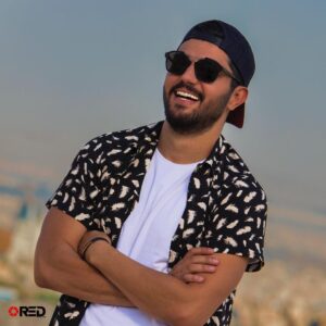 Sina Mehrad Instagram - .
اون بالايى ، فقط ❤️🙏🏻