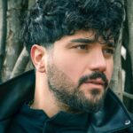 Sina Mehrad Instagram - ❤️ من تمام آجرهایی که بسویم پرت میشود را نگه میدارم... با آنها پله میسازم و شاید هم روزی خانه ساختم . . Photo : @omidmohammadnejad