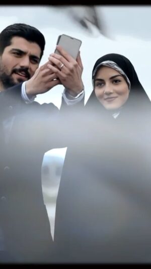 Sina Mehrad Instagram - 💔
@alizandevakili @behrangtofighi @pardis.pourabedini @mahmood.shobeiri 
@sheyban_khaghani 
@aghazadeh.series