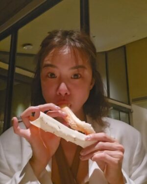 Sirin Horwang Instagram - เรียงไว้ตามลำดับ 🤣🤣

@louisvuitton
@so.maldives day2