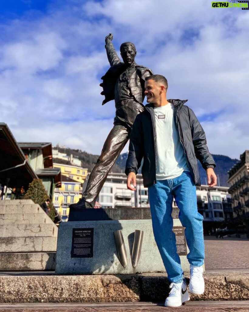 Sirvan Khosravi Instagram - Freddie Mercury Statue, Montreux, Switzerland